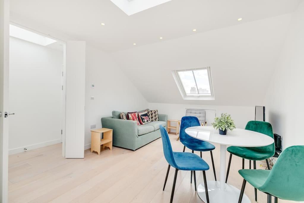 Modern 1 Bedroom Flat In Battersea Londen Buitenkant foto